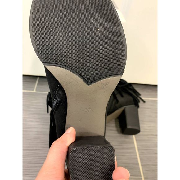 Azura European Luxury Bernat Suede Fringe Western Booties Size EU 37 / US 6.5-7 - Picture 9 of 9